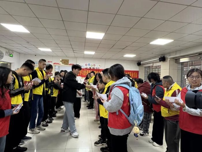 �⎟��(j��ng)�܌W(xu��)Ժ�_(k��i)չ��Ȥζ�\(y��n)��(d��ng)�����飬��(��i)��������ǰ�С� ־Ը����(w��)���(d��ng)